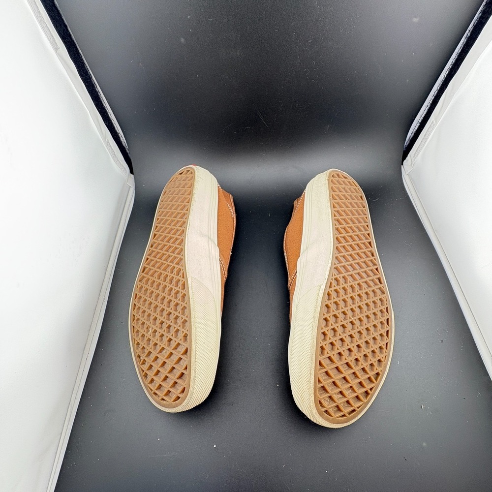 Vans Brown Slip-On Sneakers with White Daisy Print - Picture 10 of 10